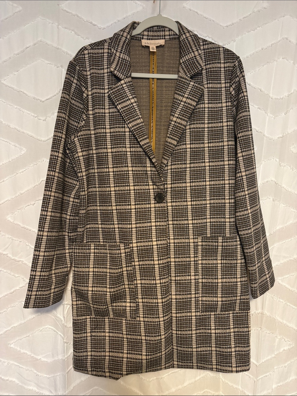 Philosophy Plaid Longline Blazer in Beige and Black